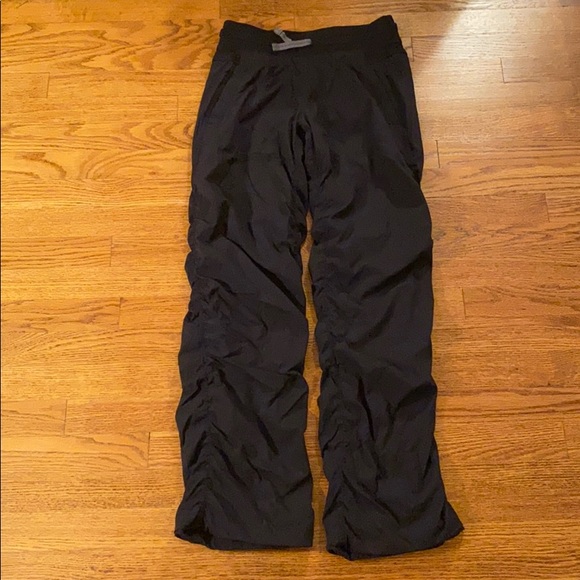Ivivva Other - NEW Ivivva (girls Lululemon) “live to move” pants